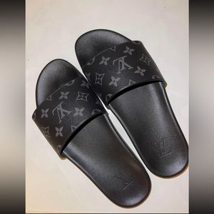 Men’s Louis Vuitton Slides